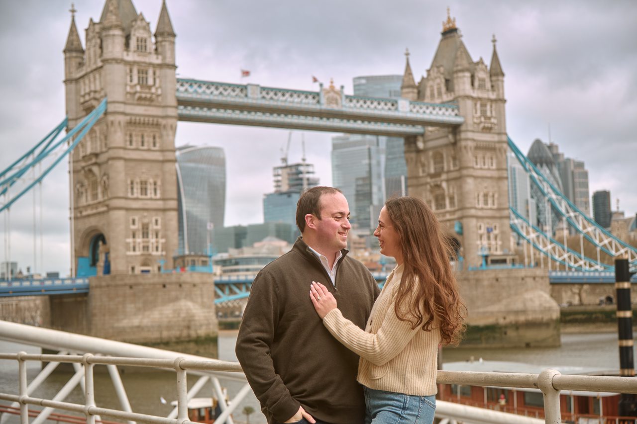 featured photo spot in London for proposals photo shoots