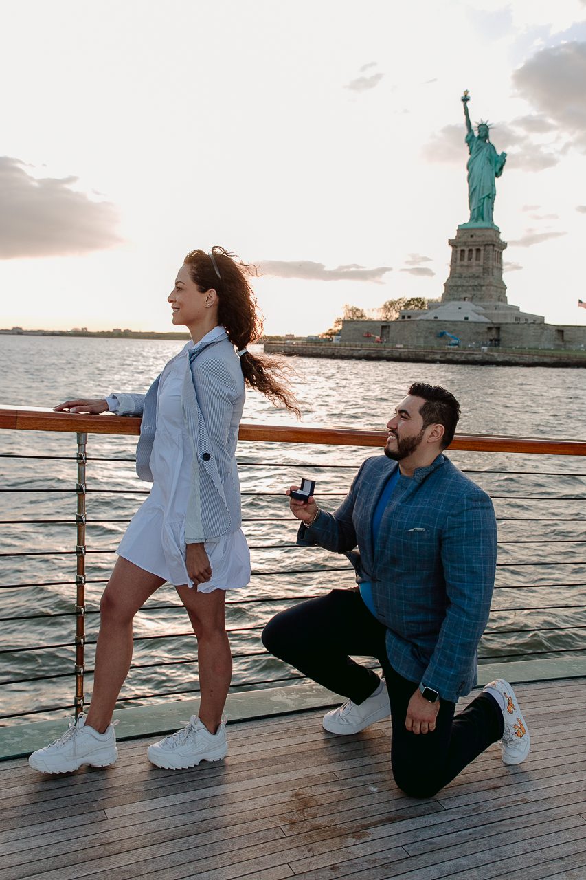 featured photo spot in New York City for proposals photo shoots gallery