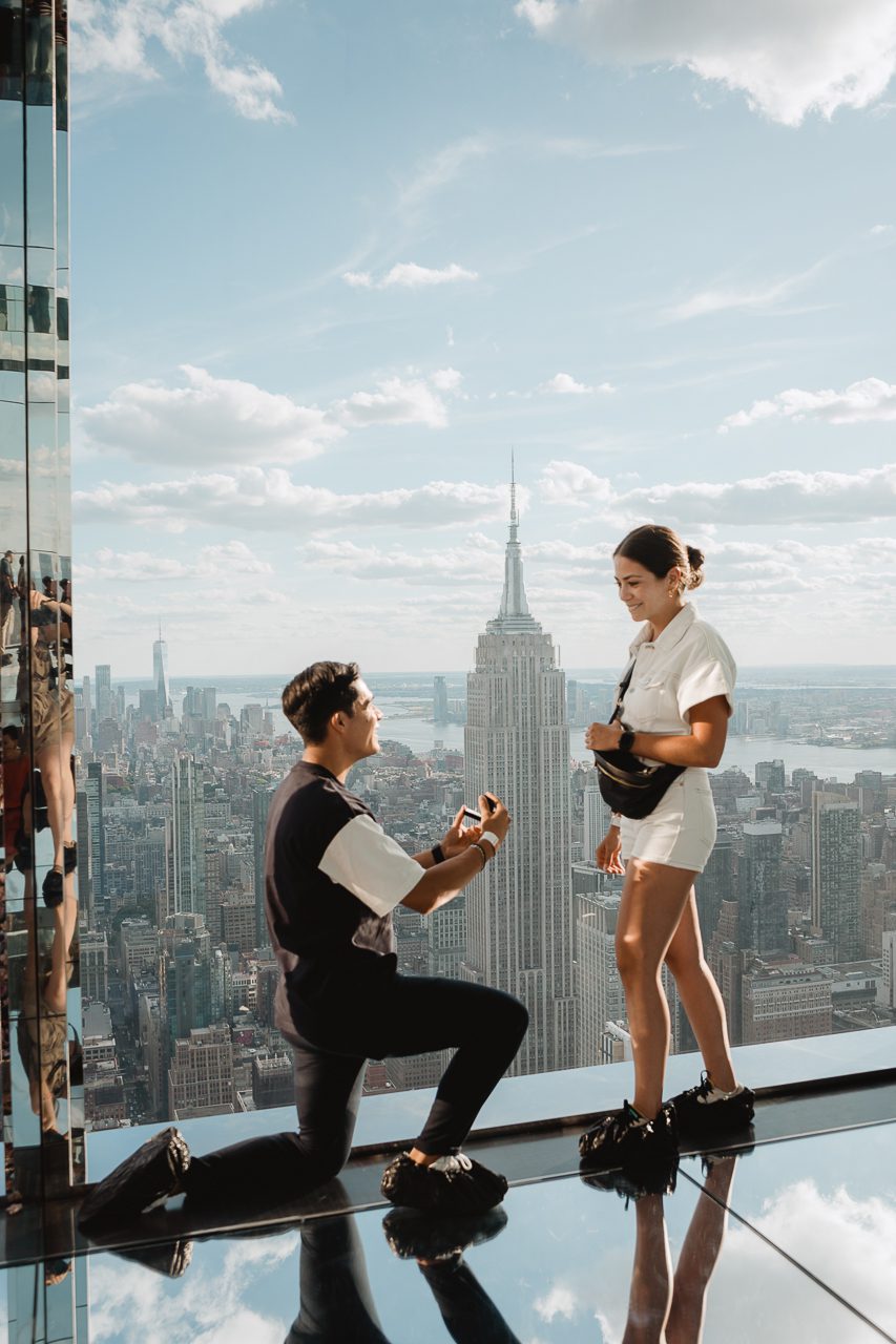 featured photo spot in New York City for proposals photo shoots gallery