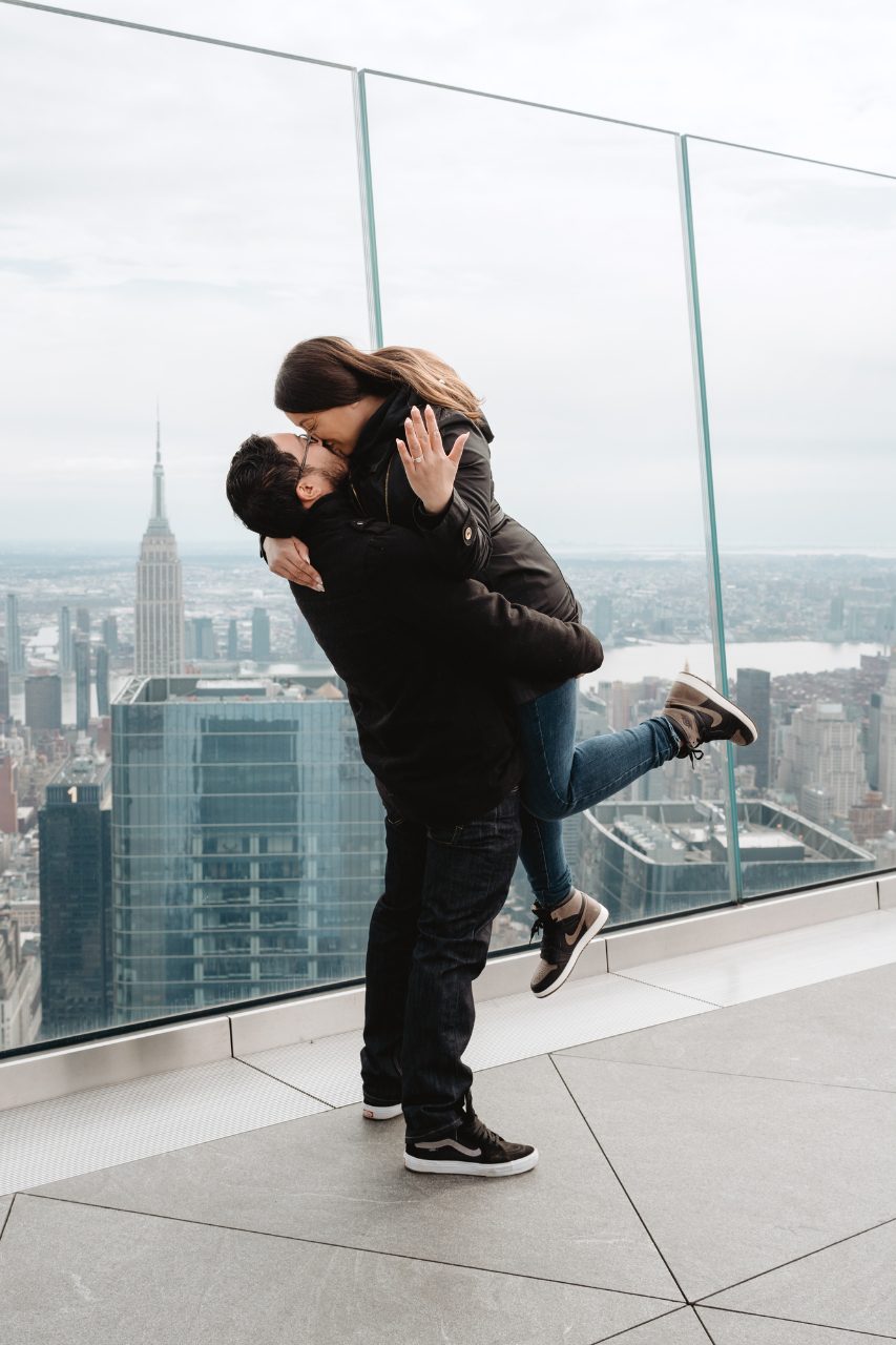 featured photo spot in New York City for proposals photo shoots gallery