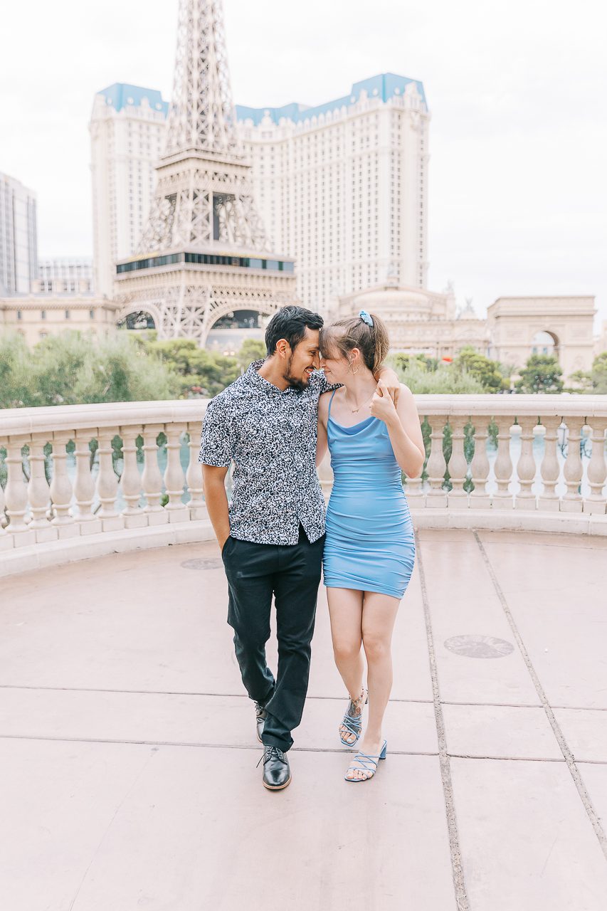 hire a proposal photograhper in Las Vegas