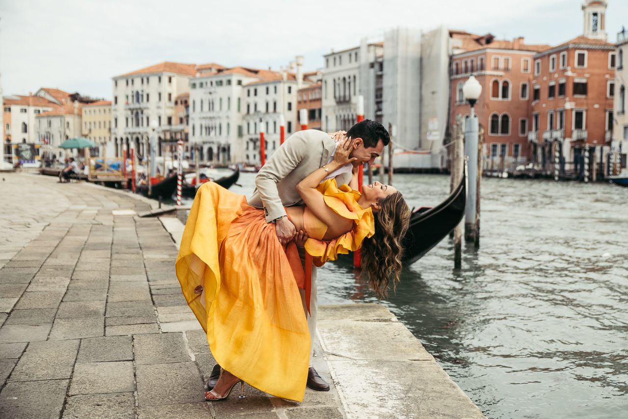 book a proposal photo shoot in Venice cta image