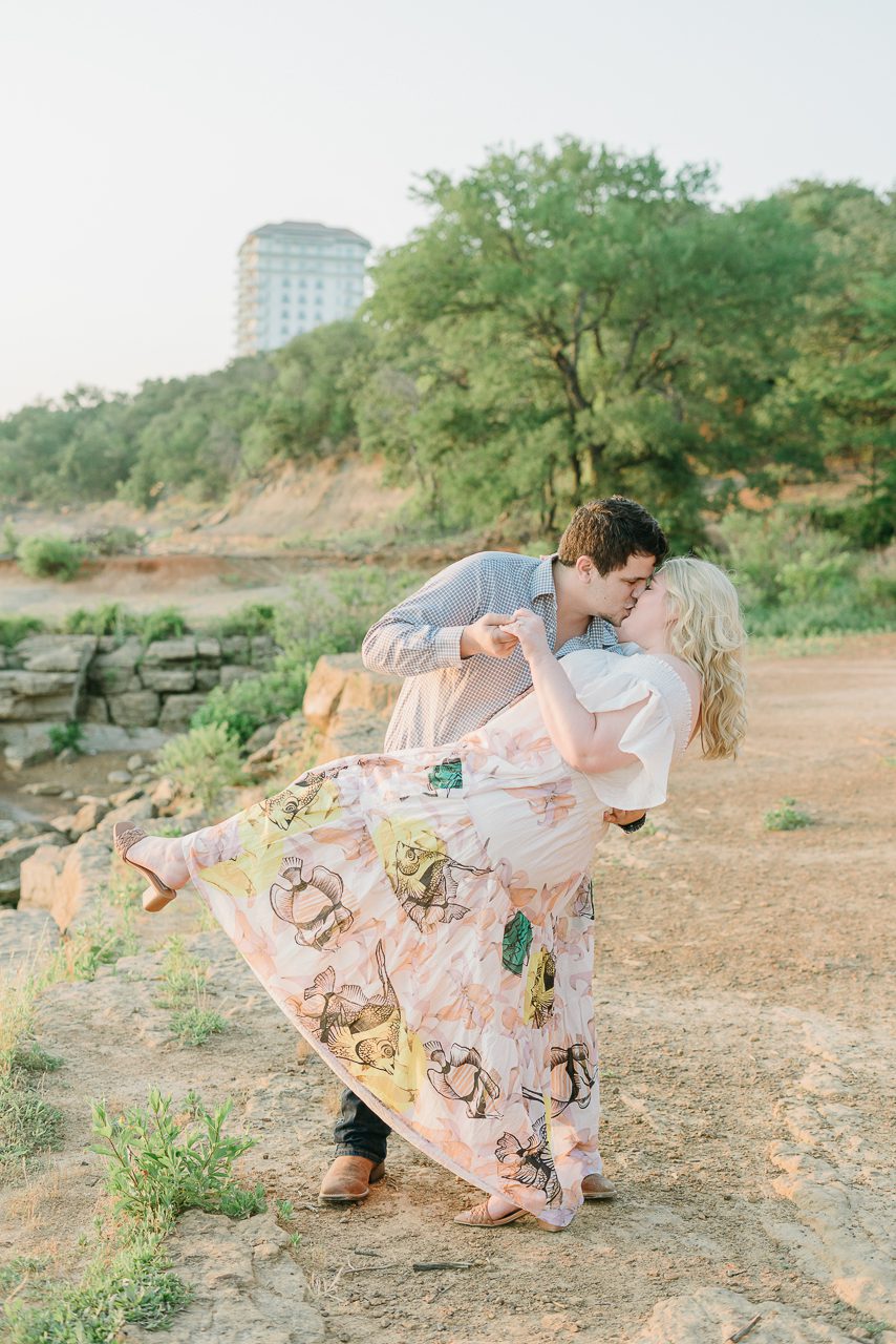 featured photo spot in Dallas for proposals photo shoots gallery