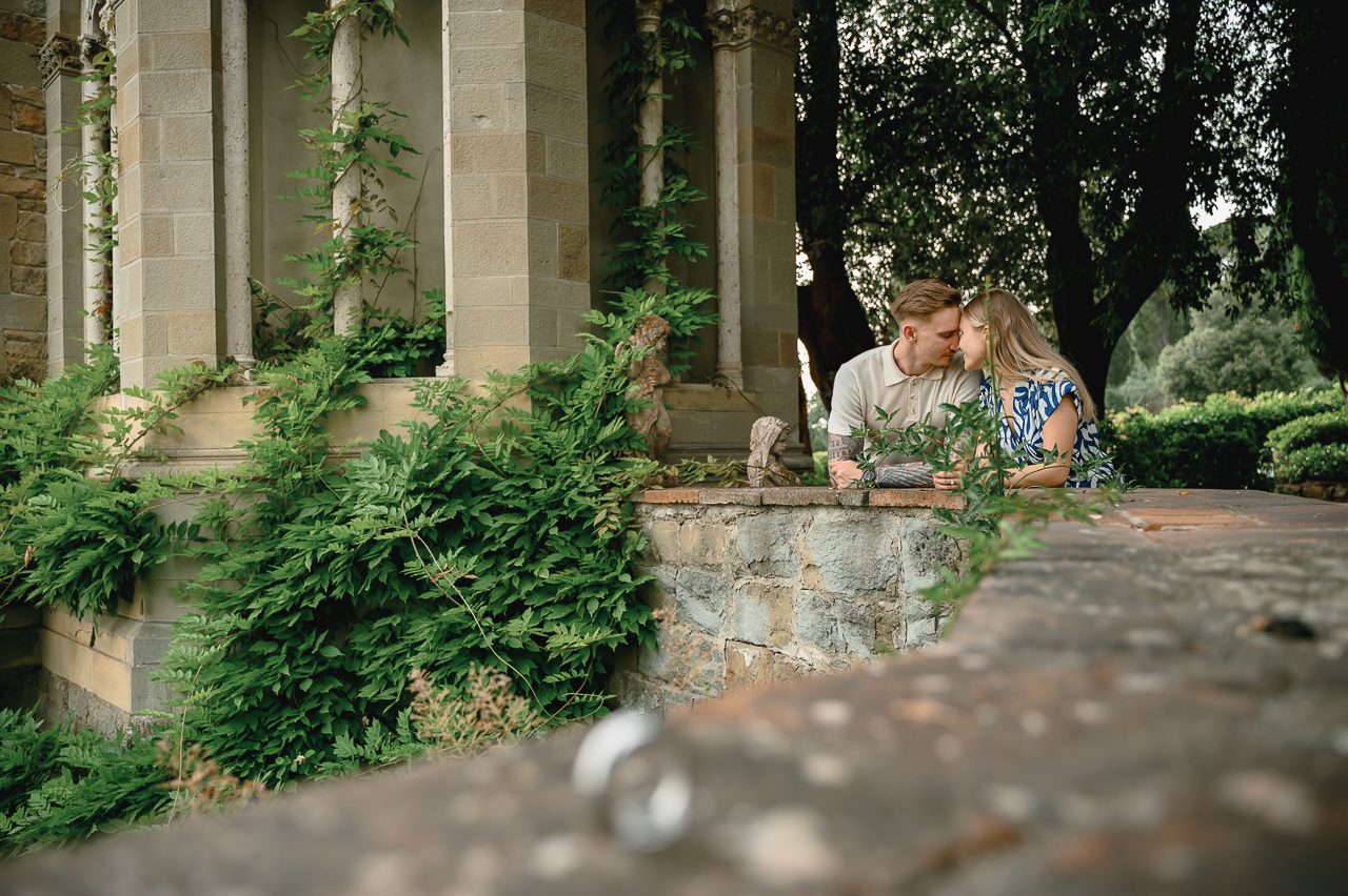 featured photo spot in Florence for proposals photo shoots