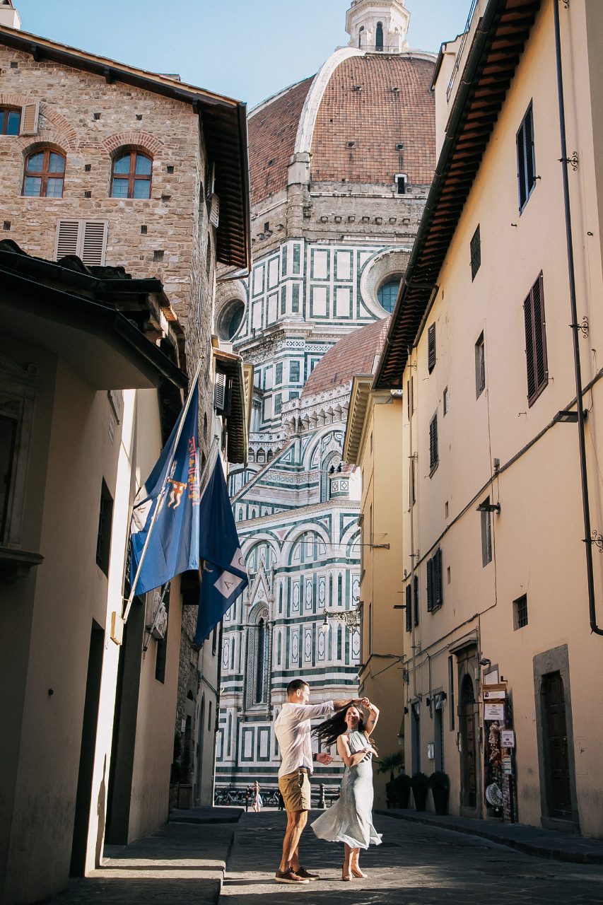 featured photo spot in Florence for proposals photo shoots gallery