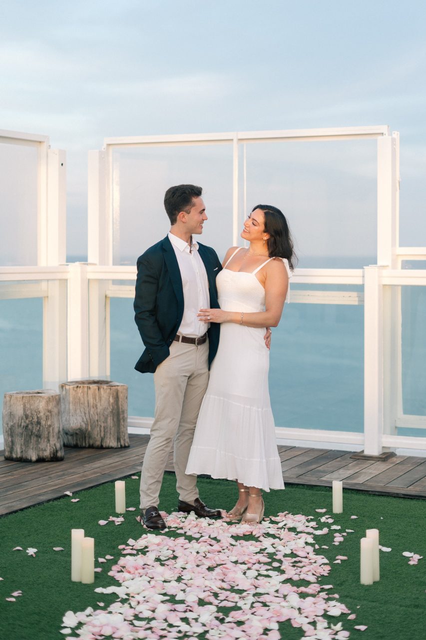 hire a proposal photograhper in Miami