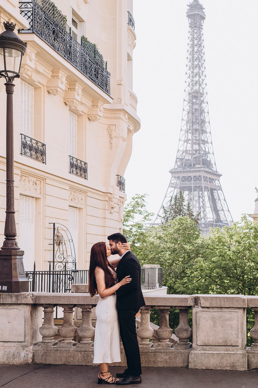 featured photo spot in Paris for proposals photo shoots gallery