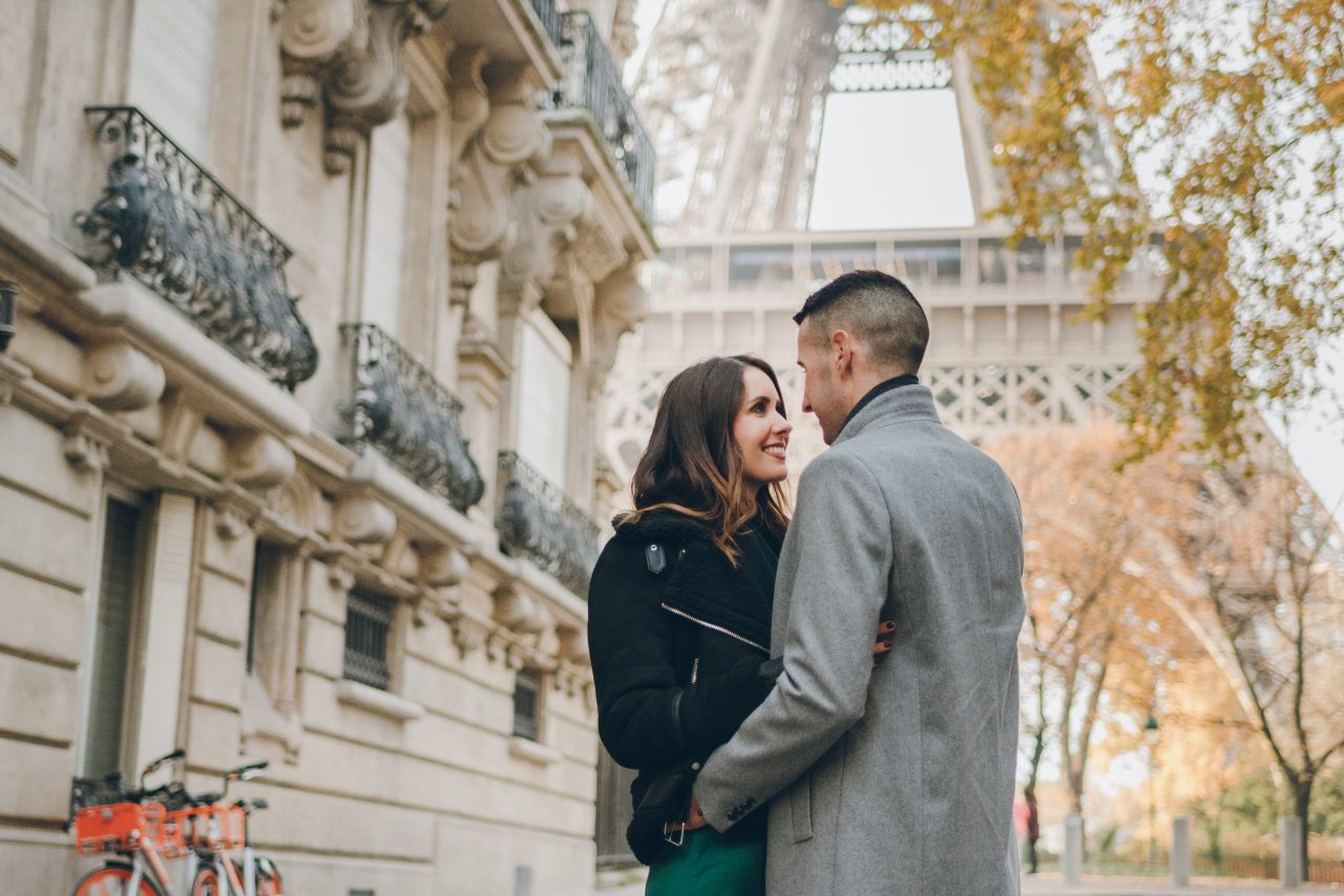 featured photo spot in Paris for proposals photo shoots