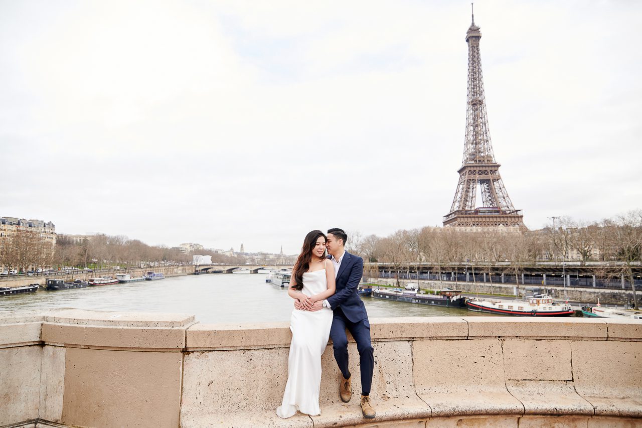 featured photo spot in Paris for proposals photo shoots