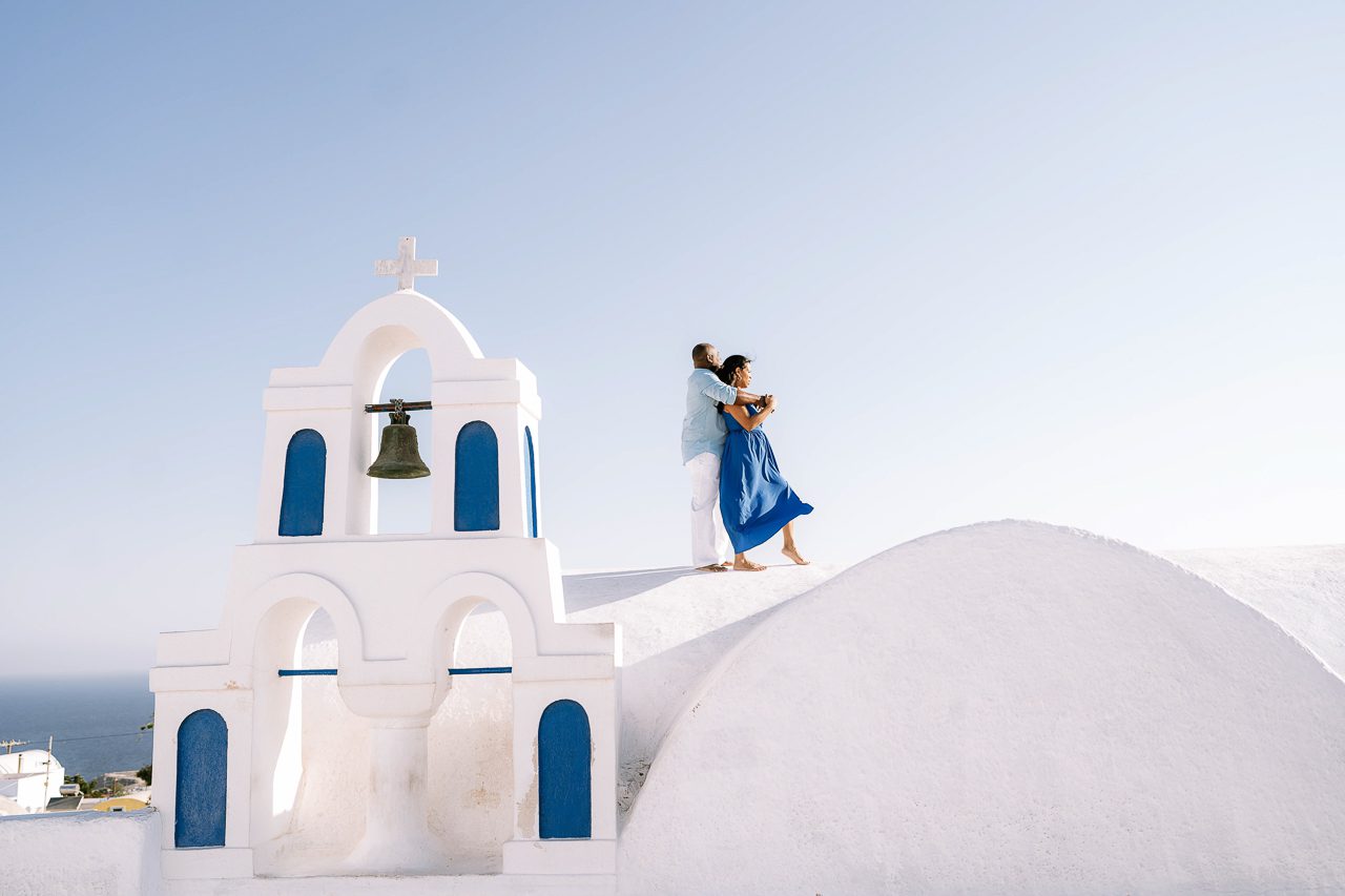 hire a proposal photograhper in Santorini